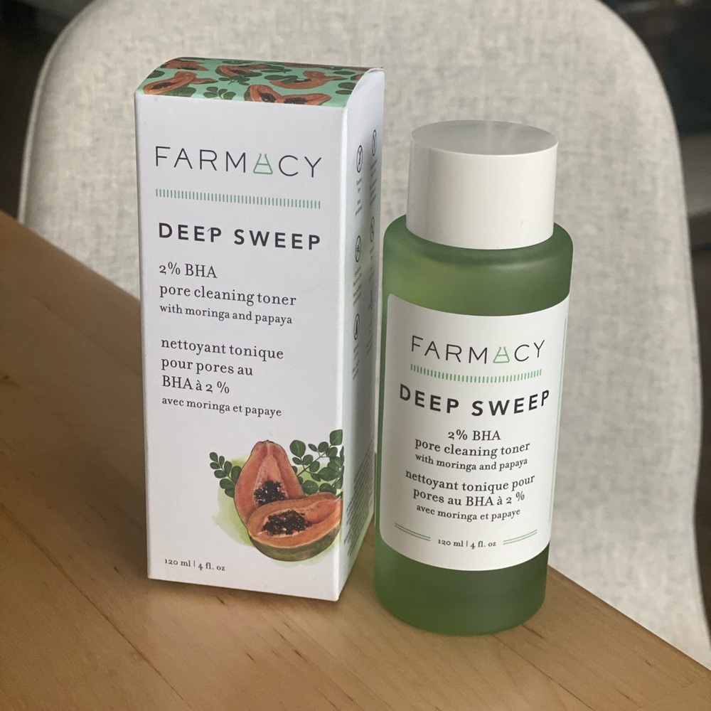 New Farmacy Deep Sweep 2% BHA Toner